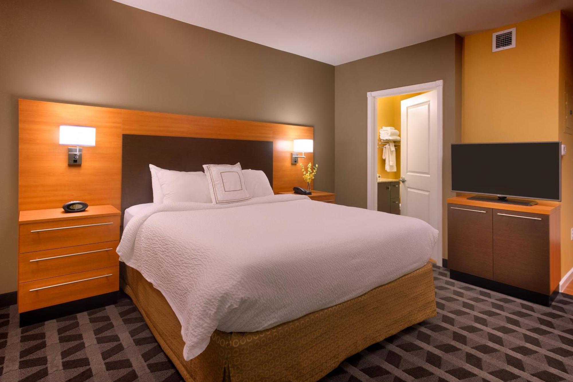 Towneplace Suites By Marriott Missoula Exterior photo